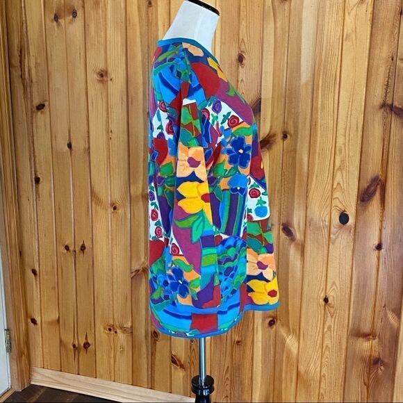 YS Sport by YoungStuff Vintage Floral Sweatshirt - Picture 2 of 8